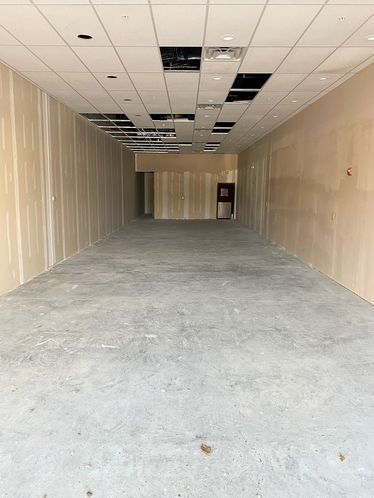 Target Shopping Center: 10 Glenridge Rd, Glenville, NY 12302